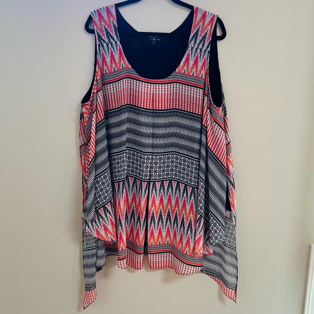 Timeline Brand Women’s Blouse in very good condition